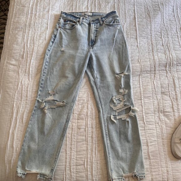 Abercrombie + Lulus Outfit Bundle —Jeans (28) + Sweetheart Bodysuit (M) - Picture 3 of 6